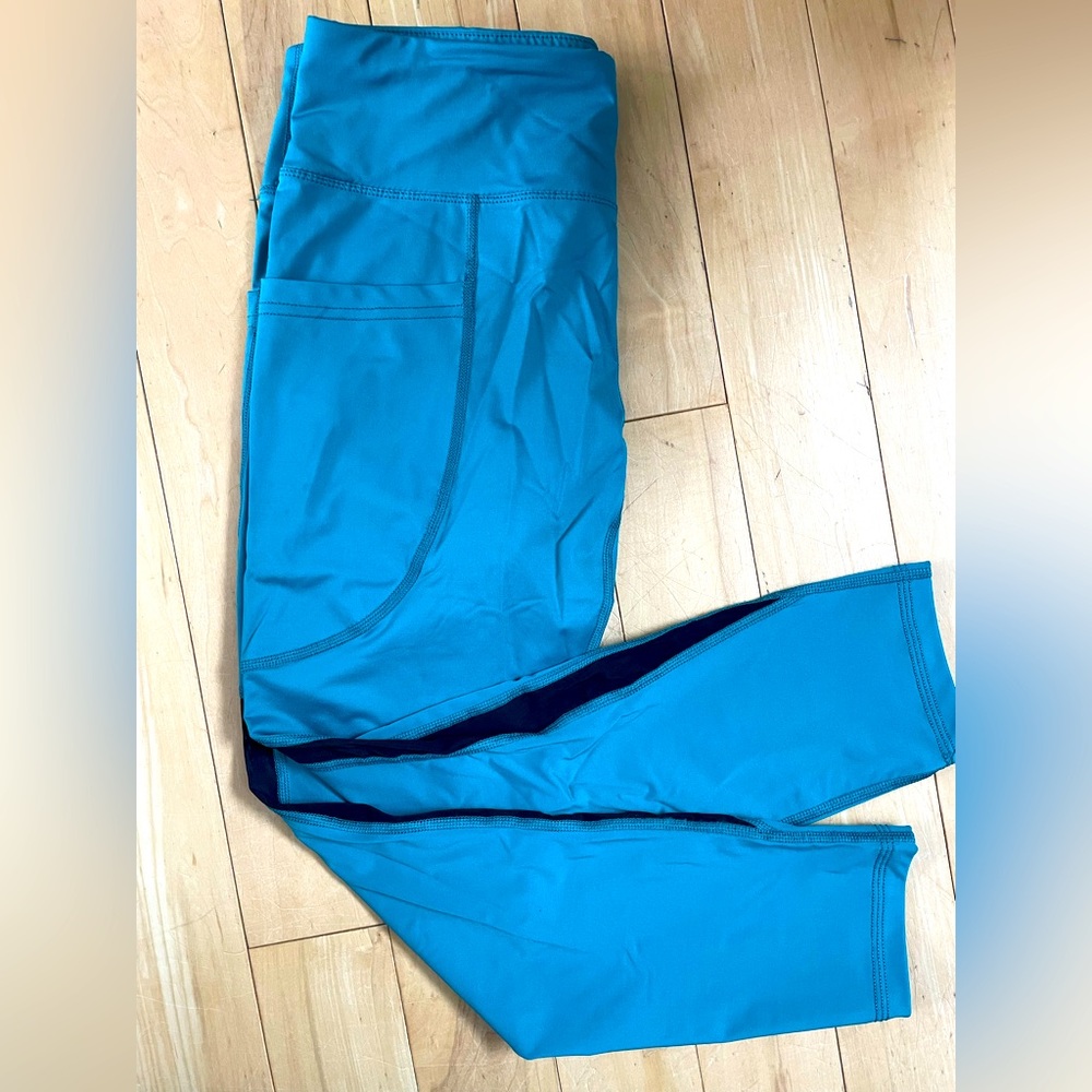 Virus medium NWOT